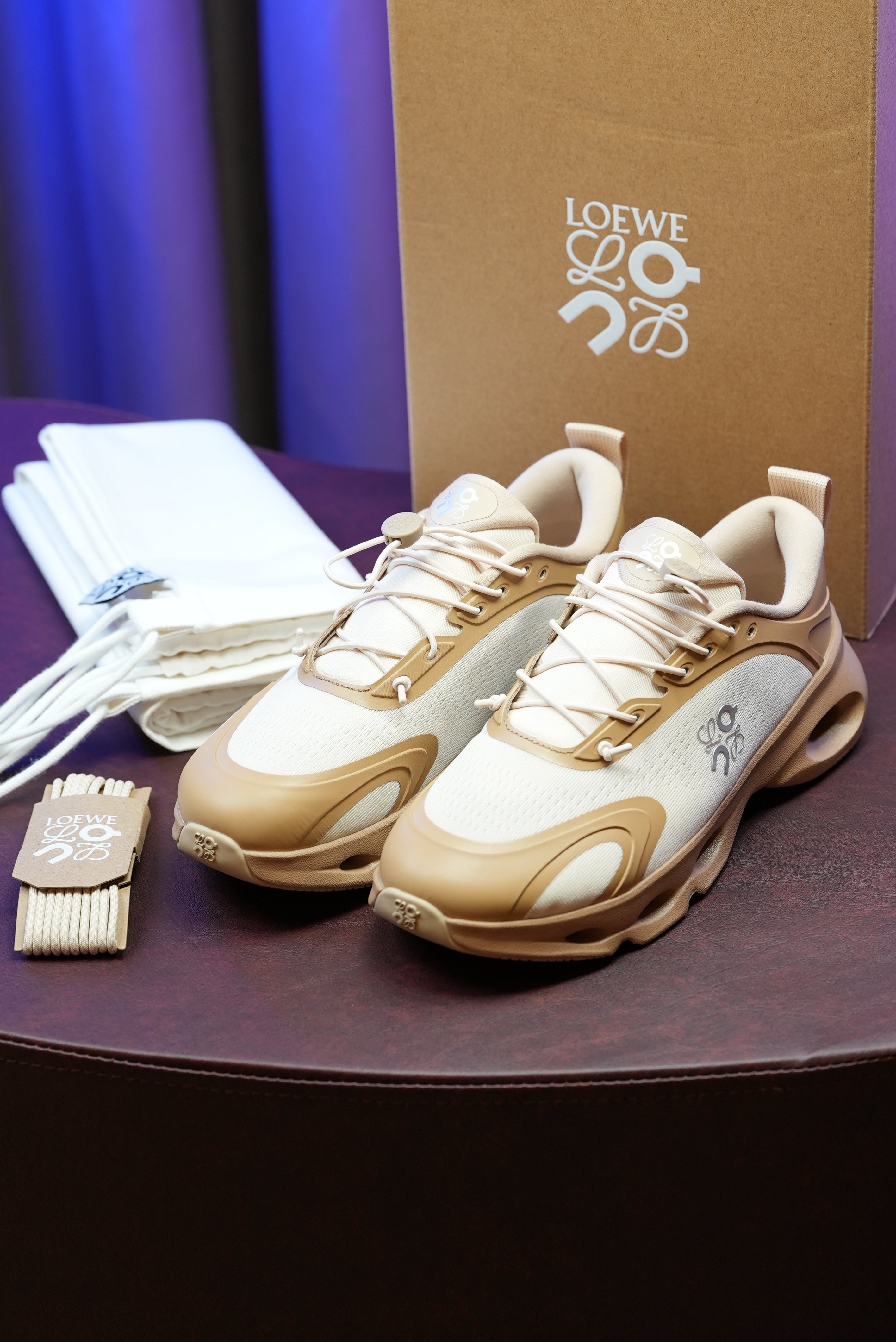 Loewe x On