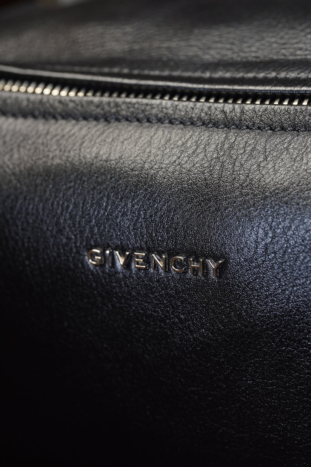 Givenchy Pandora