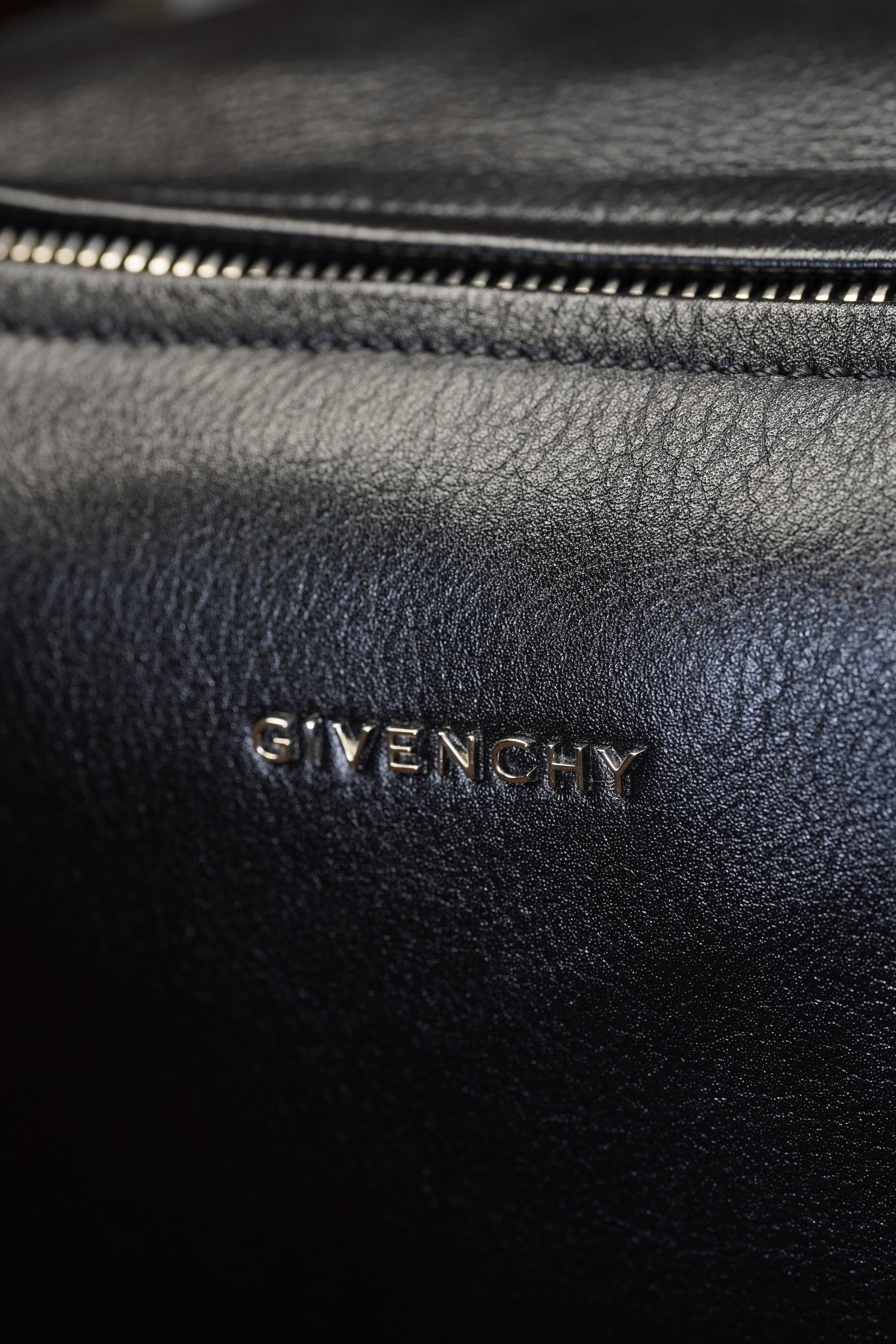 Givenchy Pandora