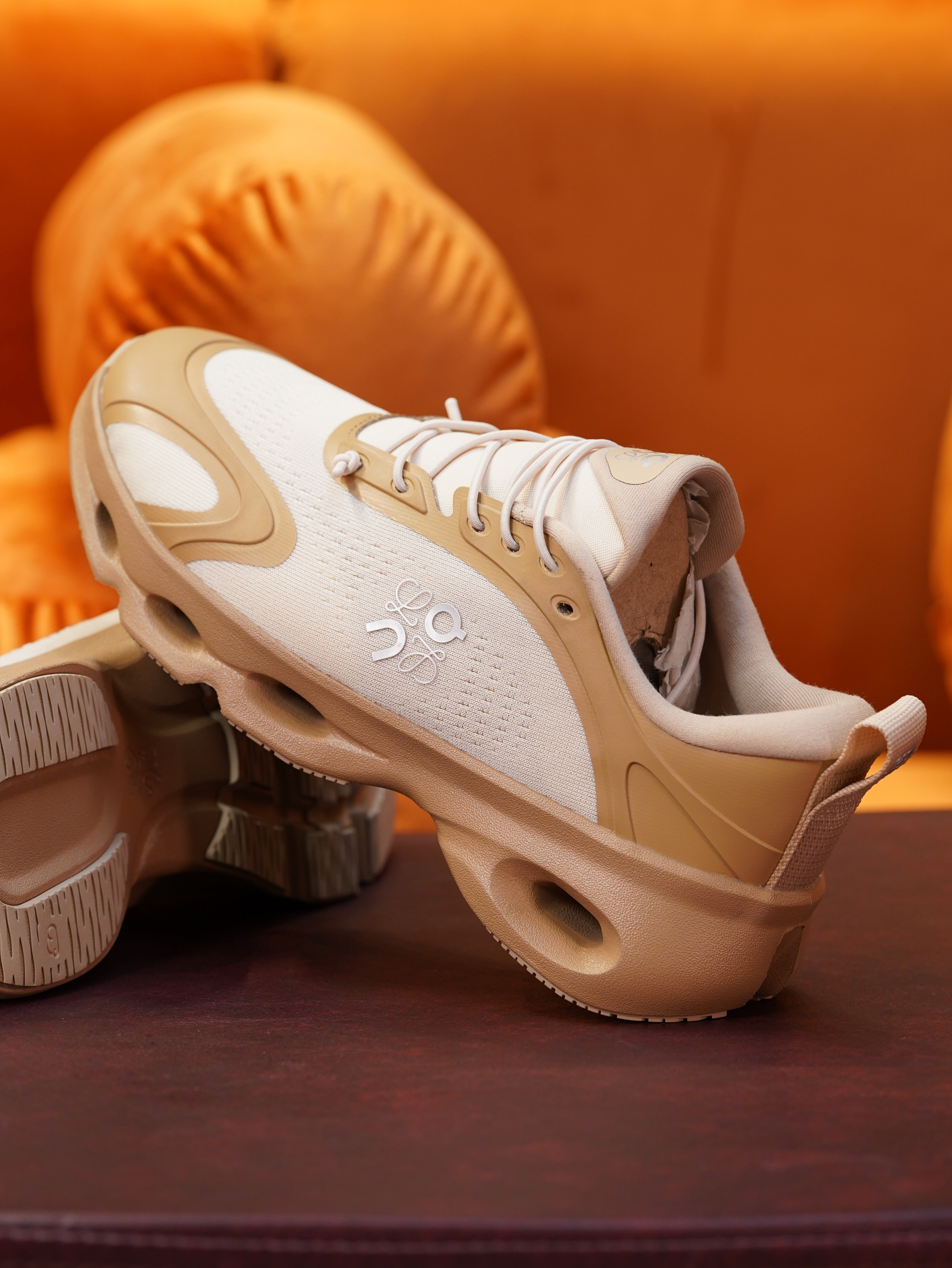 Loewe x On