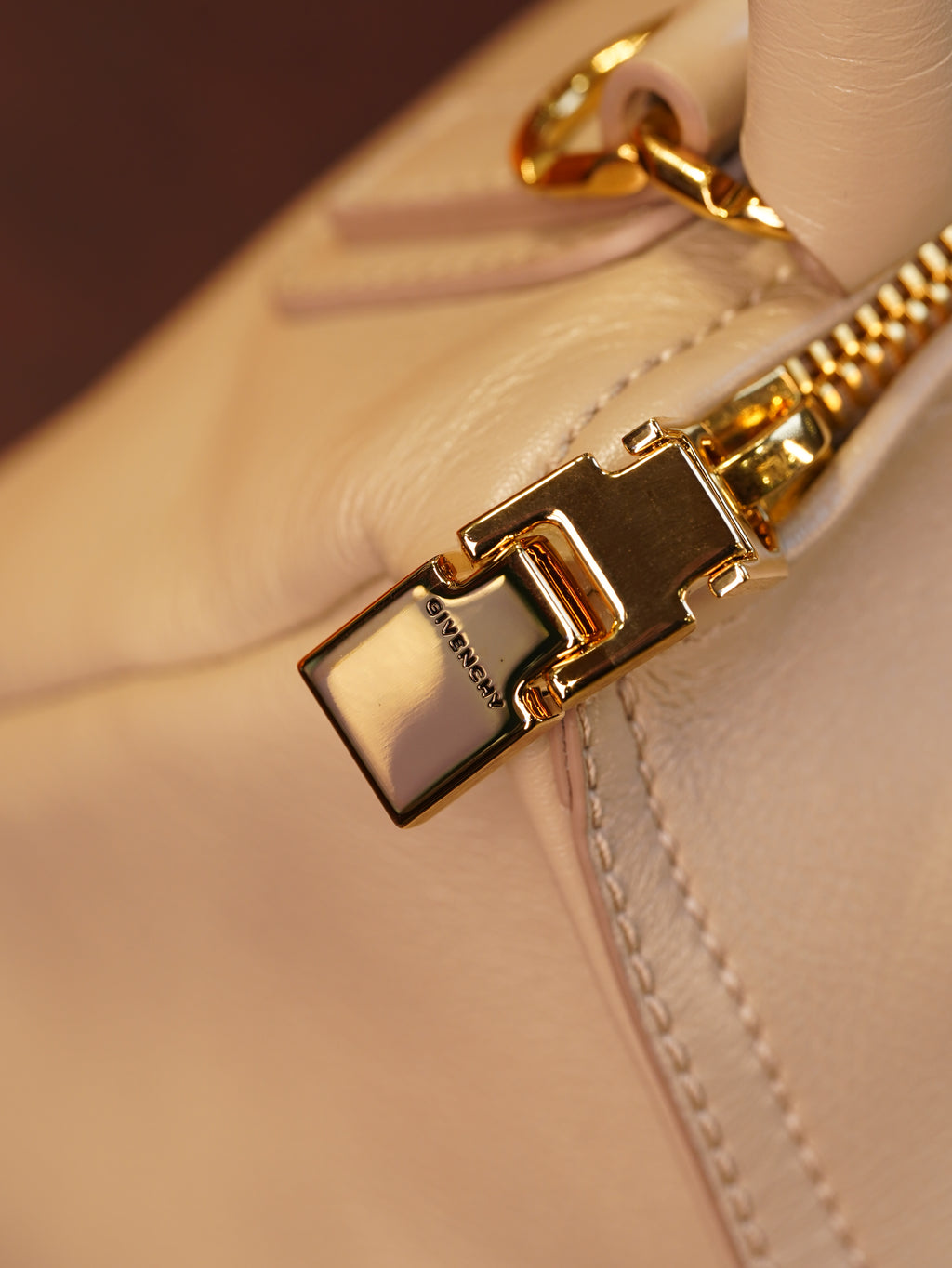 Givenchy Pandora