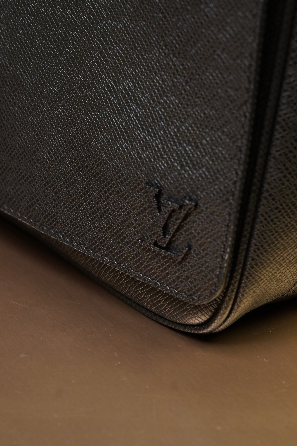 Louis Vuitton District Taiga